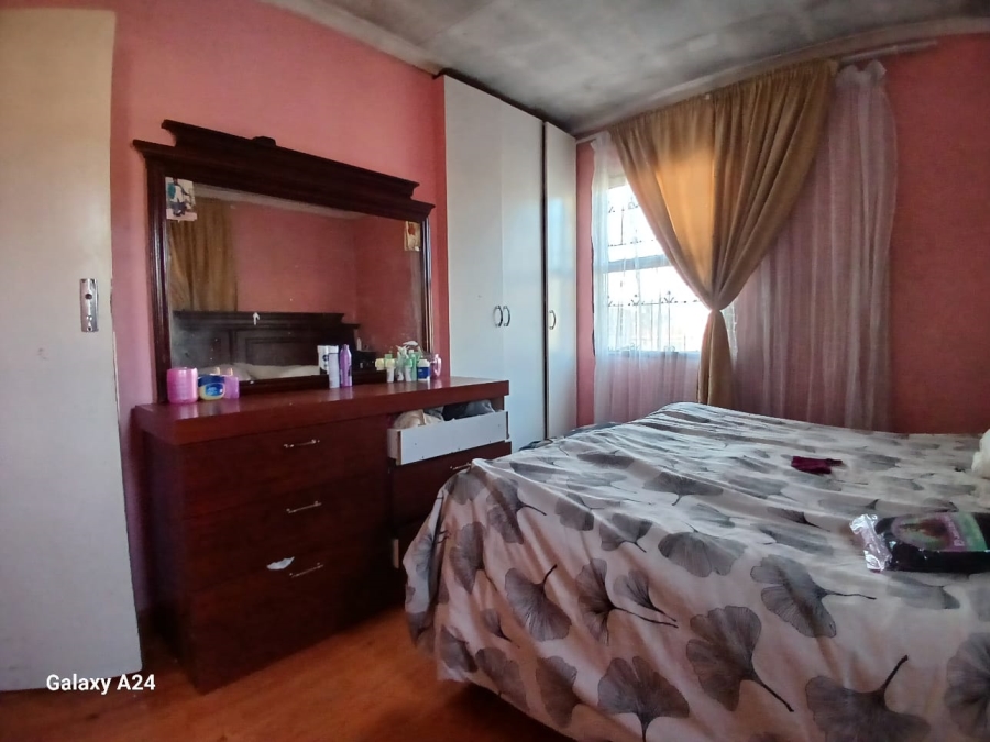 3 Bedroom Property for Sale in Amalinda North Eastern Cape